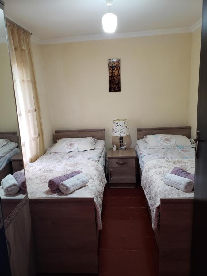 Guest House Nanu Mestia Luaran gambar